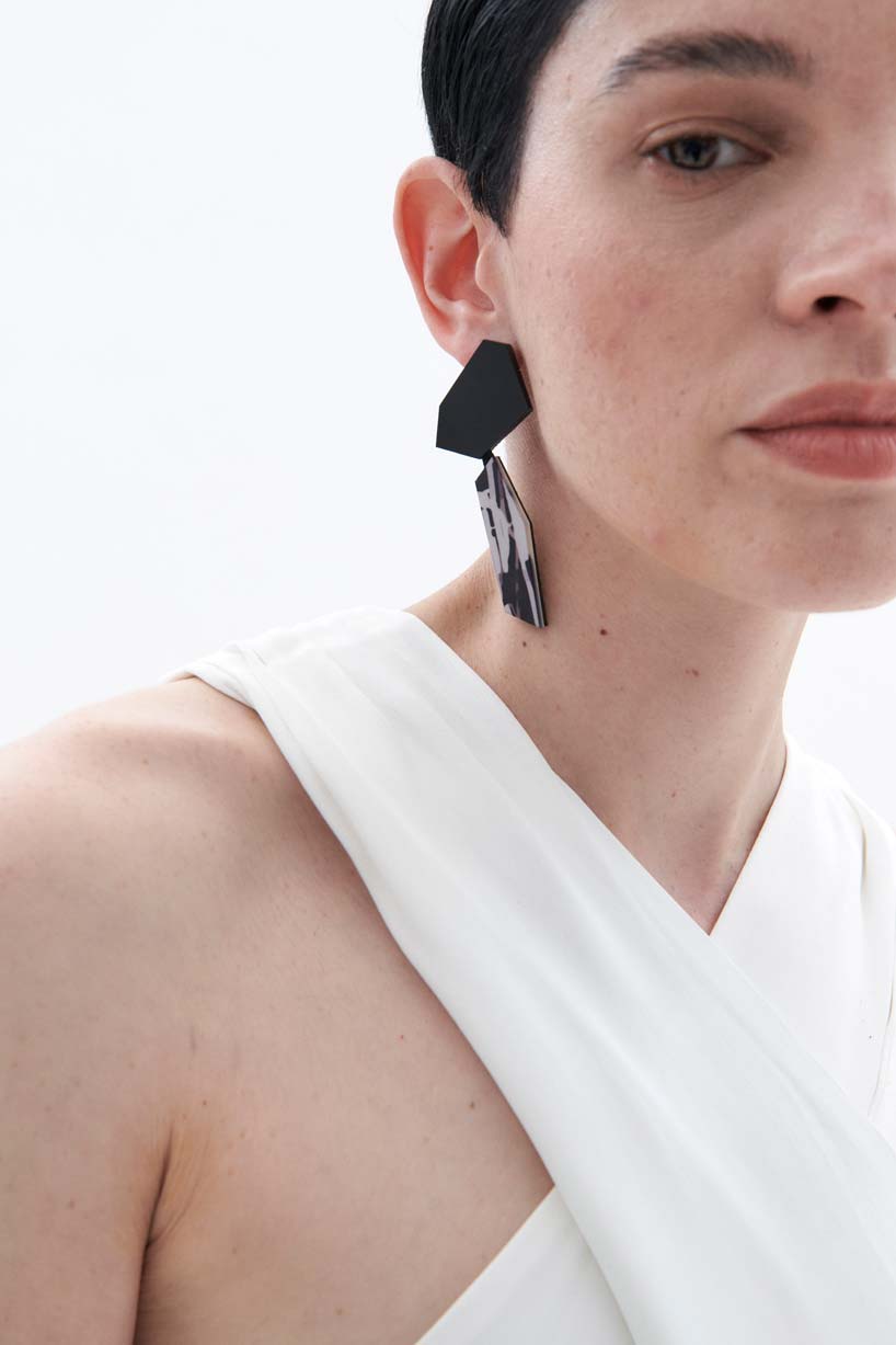 Frame Sketch Drop Earrings