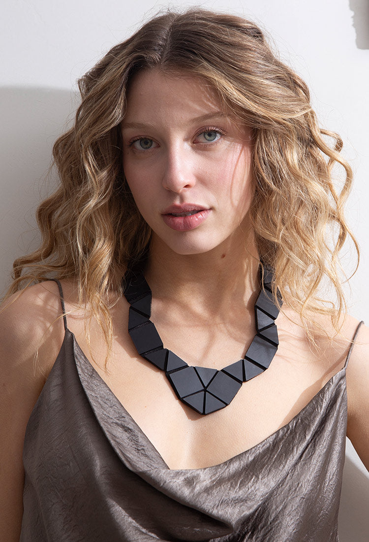 Collar Hannah - Negro