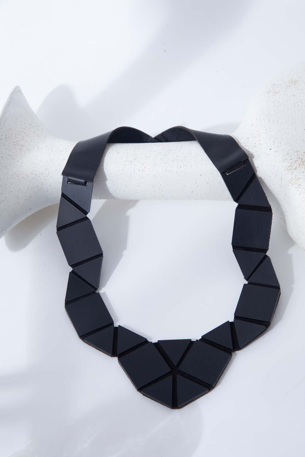 Collar Hannah - Negro