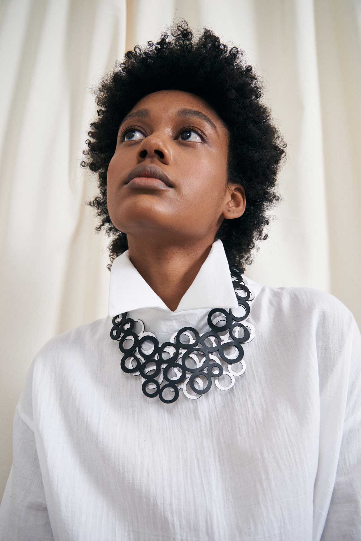 Collar Lightplay - Negro
