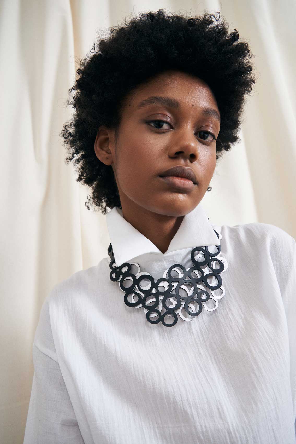 Collar Lightplay - Negro
