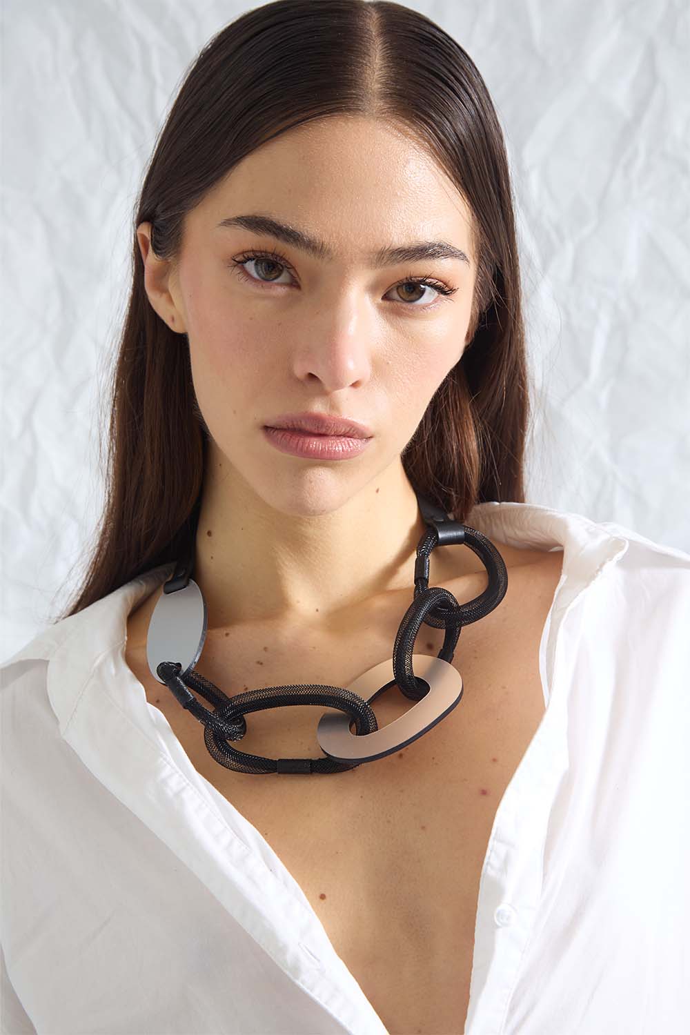 Miss Link Necklace Short - Silver/Black/Gold