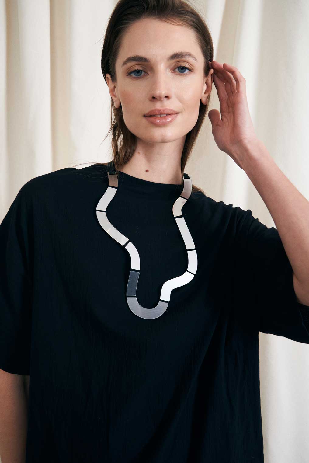 Collar Mies Wave Largo - Plata