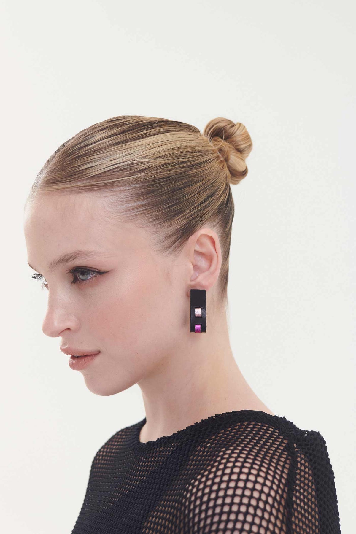 Boucles d'oreilles Rainbow Threads Loop - Noir/Cool Colors