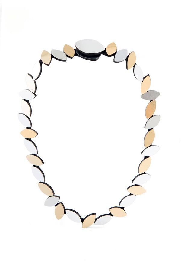 Kate Leaves Round Necklace - Silver & Gold