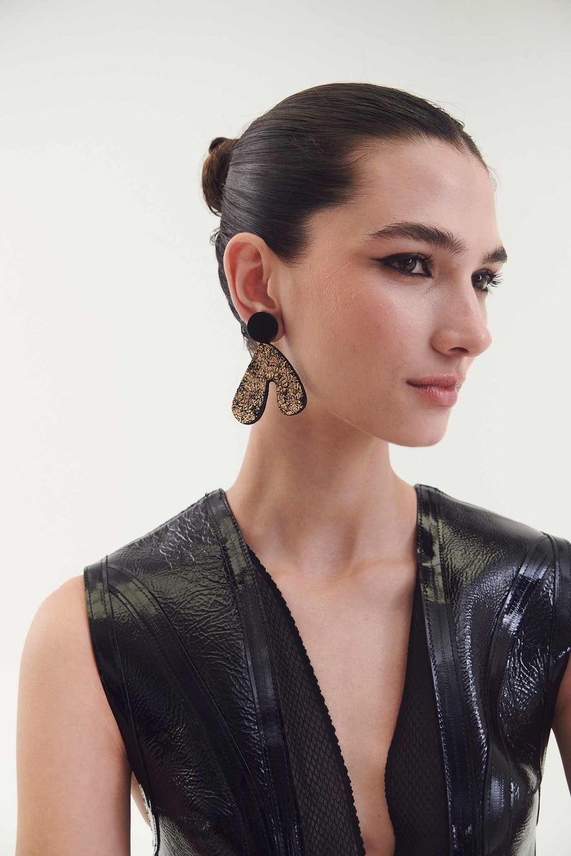 Audrey Earrings V Asymmetric - Black+Gold