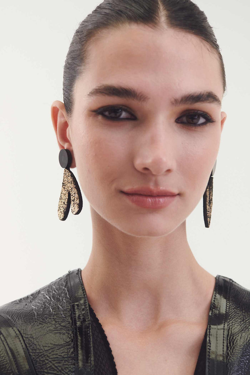 Audrey Earrings V Asymmetric - Black+Gold