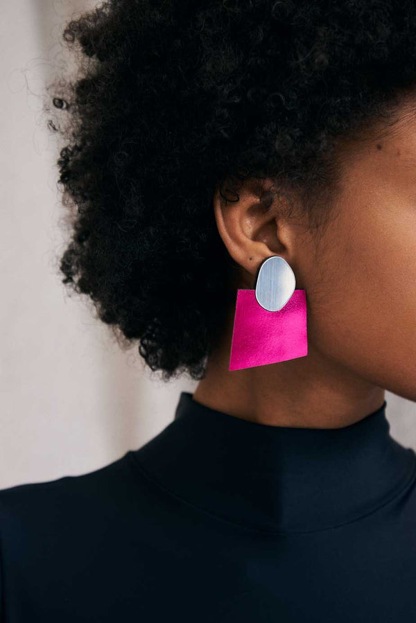 Boucles d'Oreilles Audrey Carrés Pointus - Argent+Fuchsia