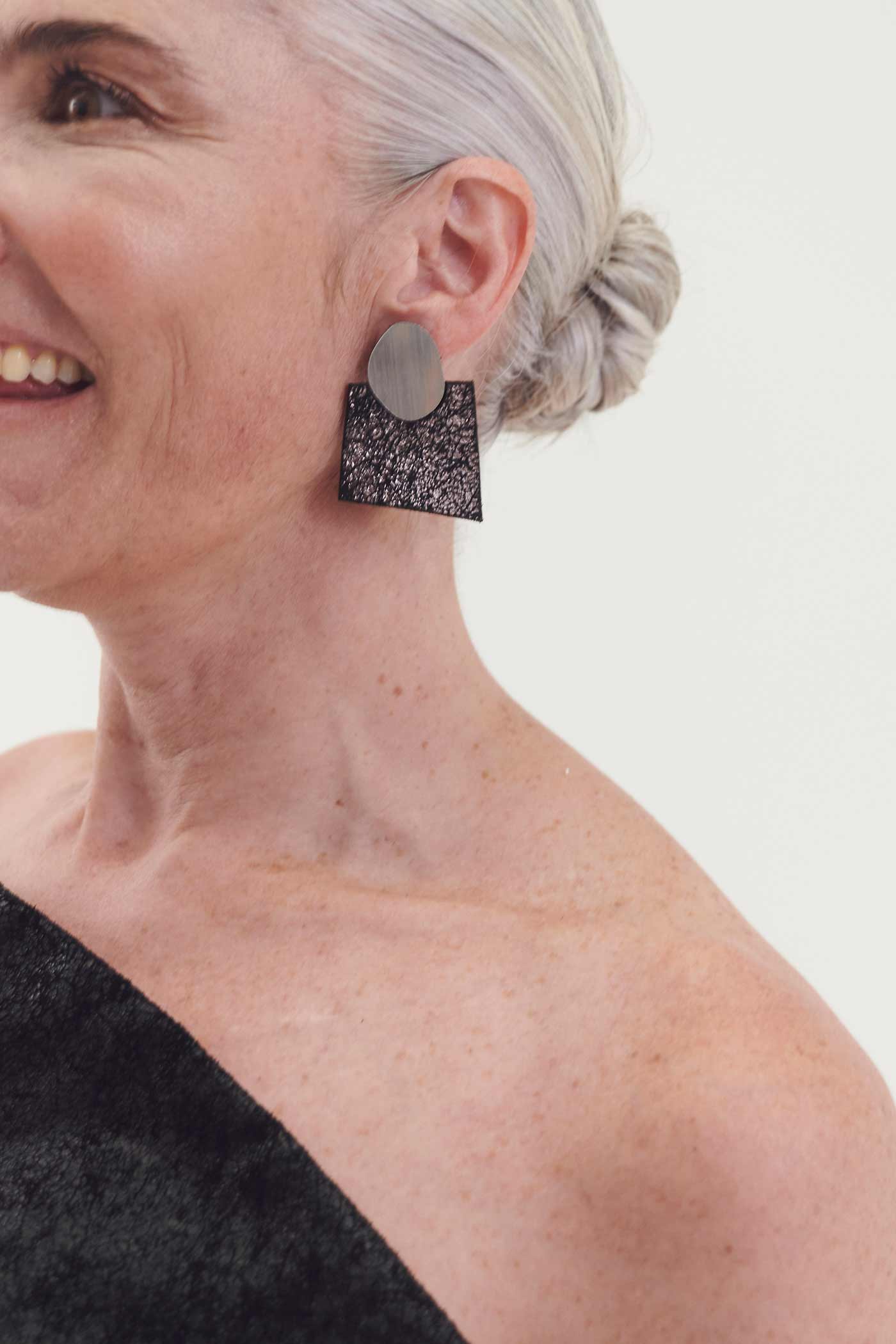 Boucles d'oreilles Audrey Carrés Pointus - Argent+Étain