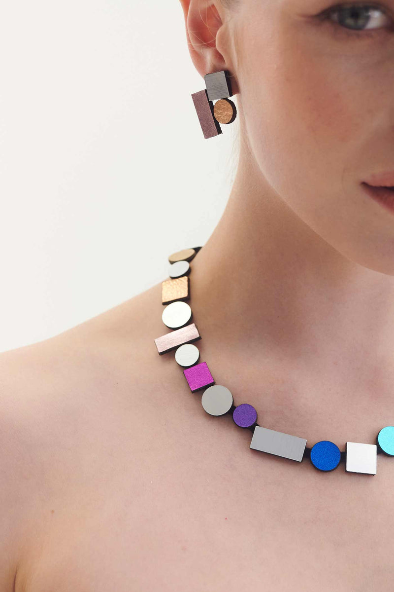 Bauhaus Necklace Round Rainbow