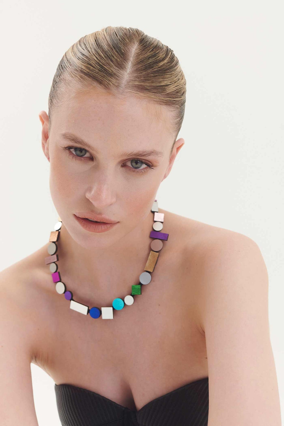Bauhaus collection round necklace in multicolor acrylic, handcrafted by Iskin Sisters, Argentina