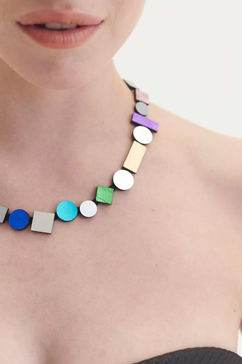 Bauhaus Necklace Round Rainbow