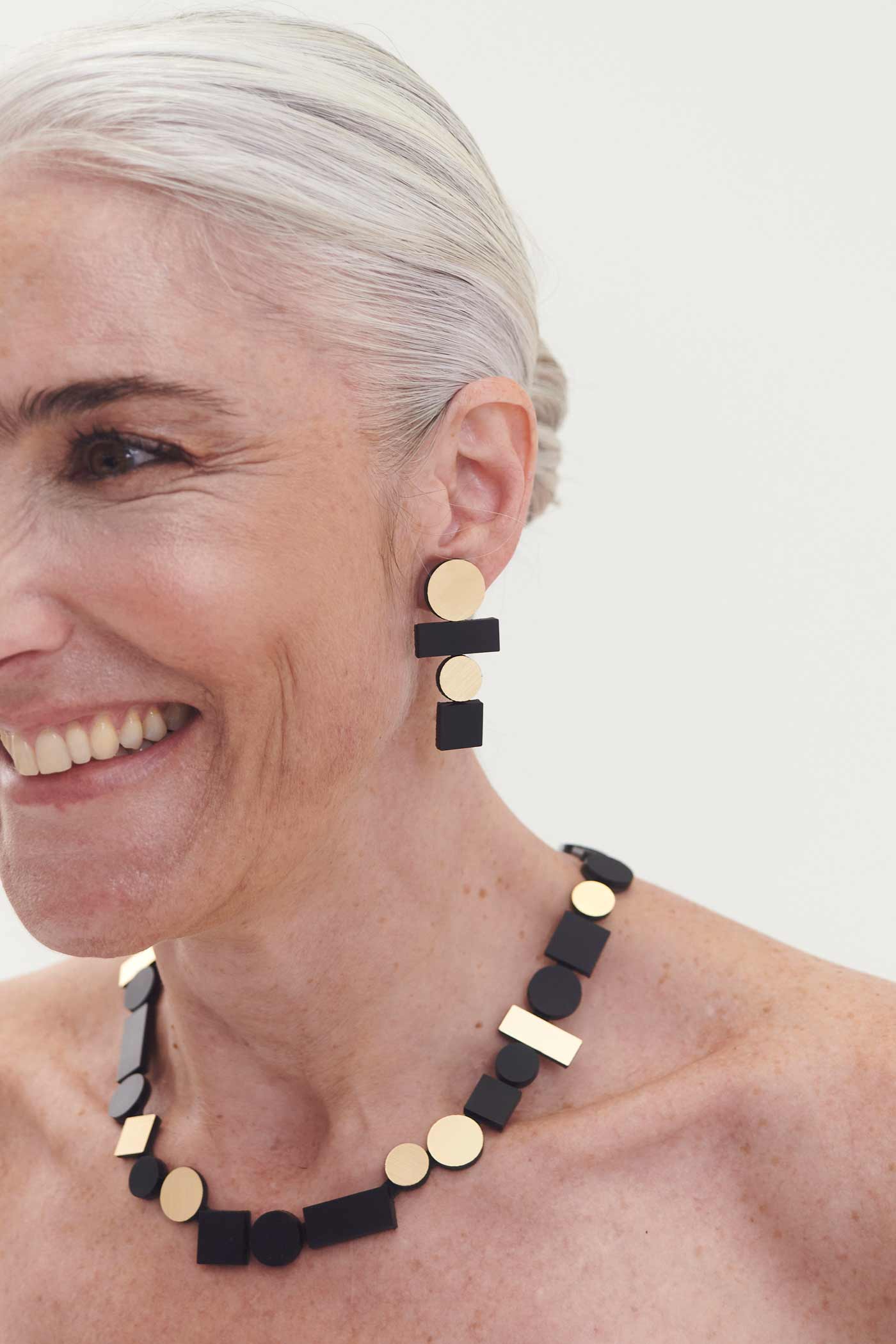 Pendientes Bauhaus Grandes - Negro/Oro