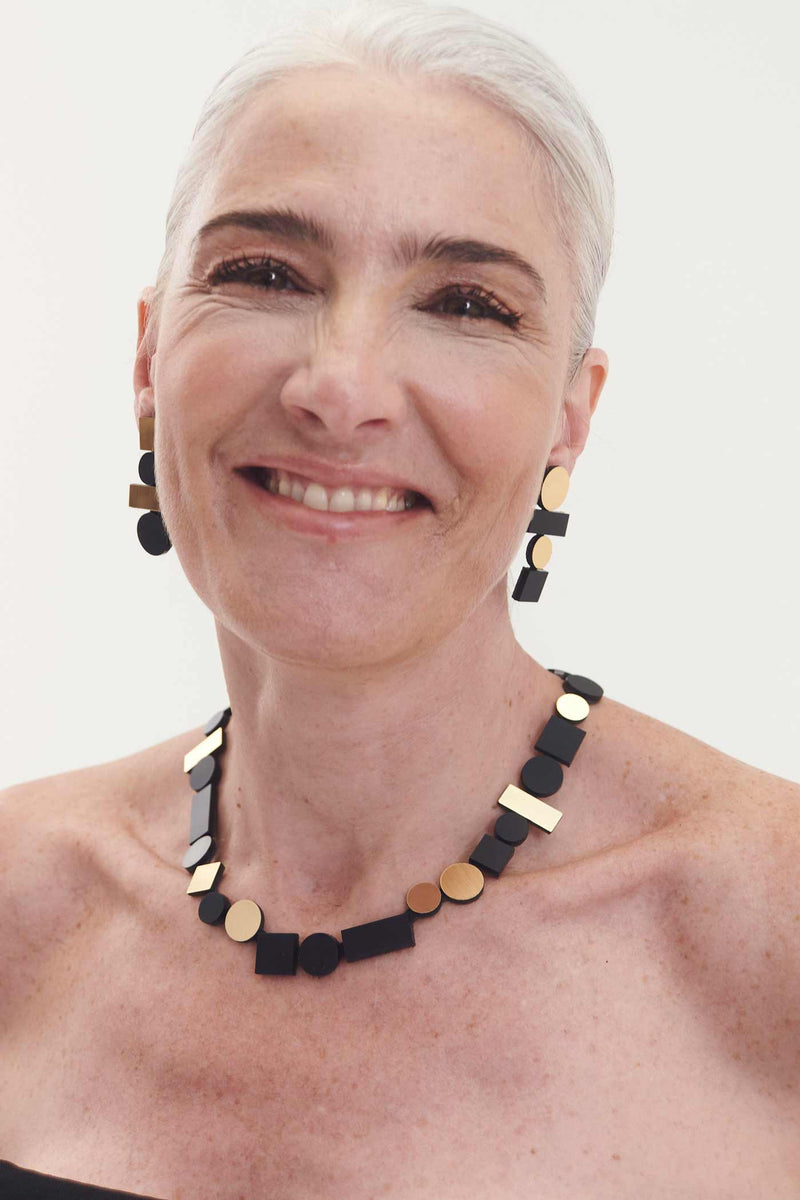 Boucles d'Oreilles Bauhaus Larges - Noir+Or