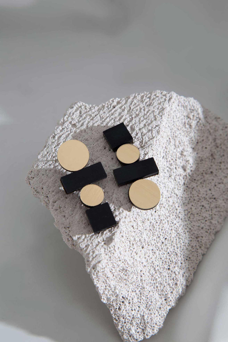 Boucles d'Oreilles Bauhaus Larges - Noir+Or