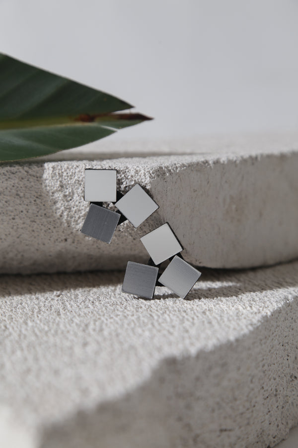 Boucles d'oreilles Bauhaus Petites - Argent, Noir et Or