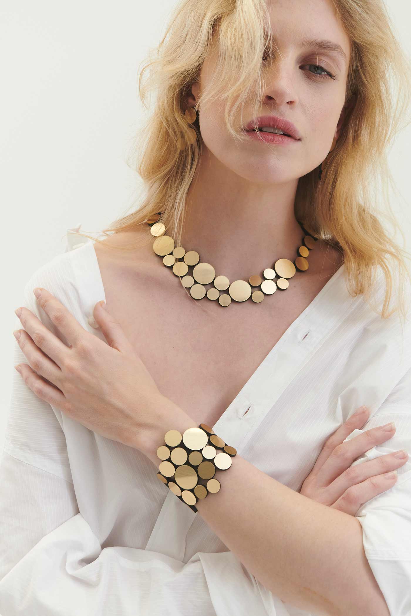 Iskin Sisters Bauhaus Necklace Round main image 0