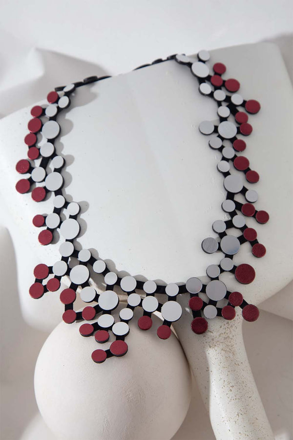 Collar Abstraction New - Plata/Burgundy