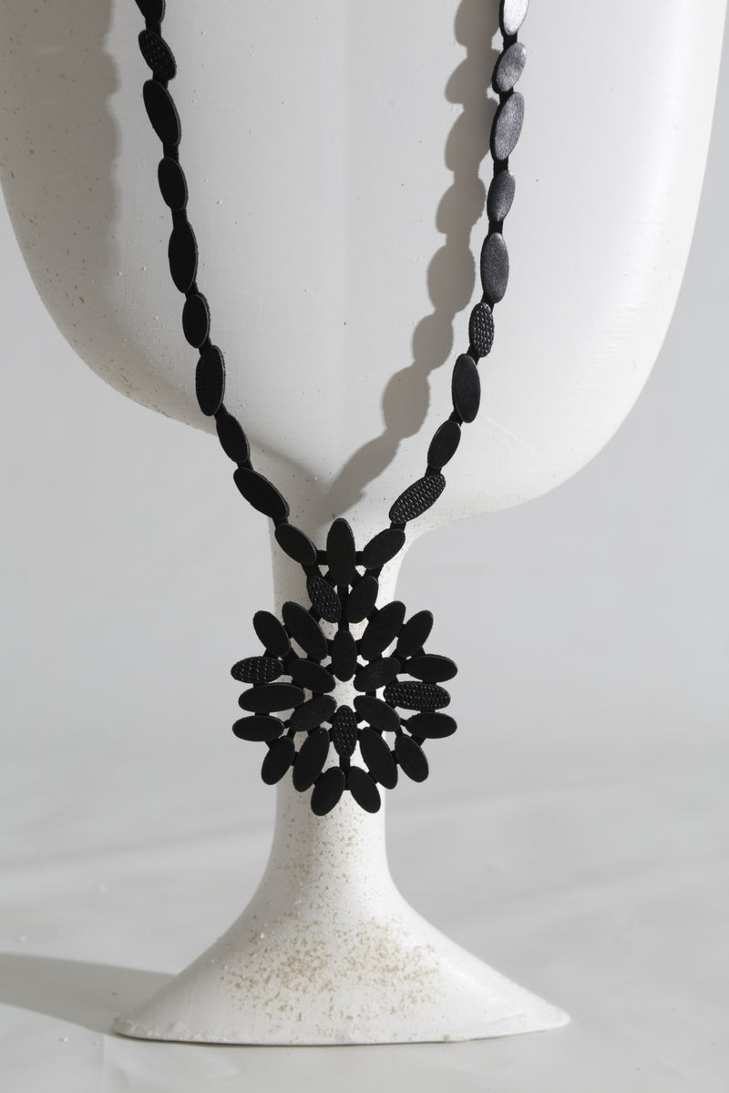 Emma Necklace Medallion - Black