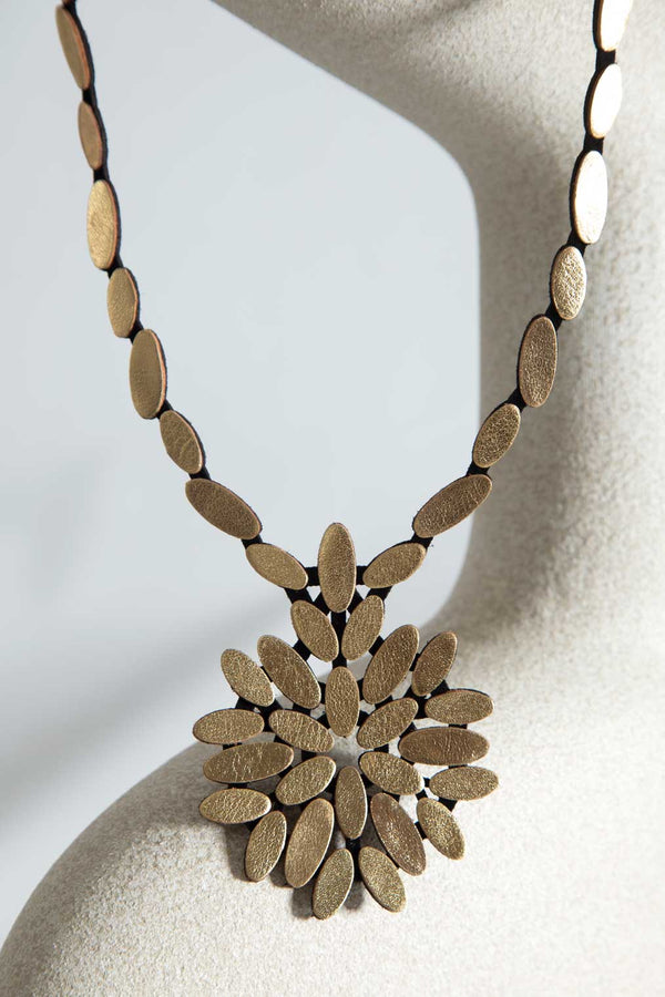 Emma Halskette Medaillon - Gold