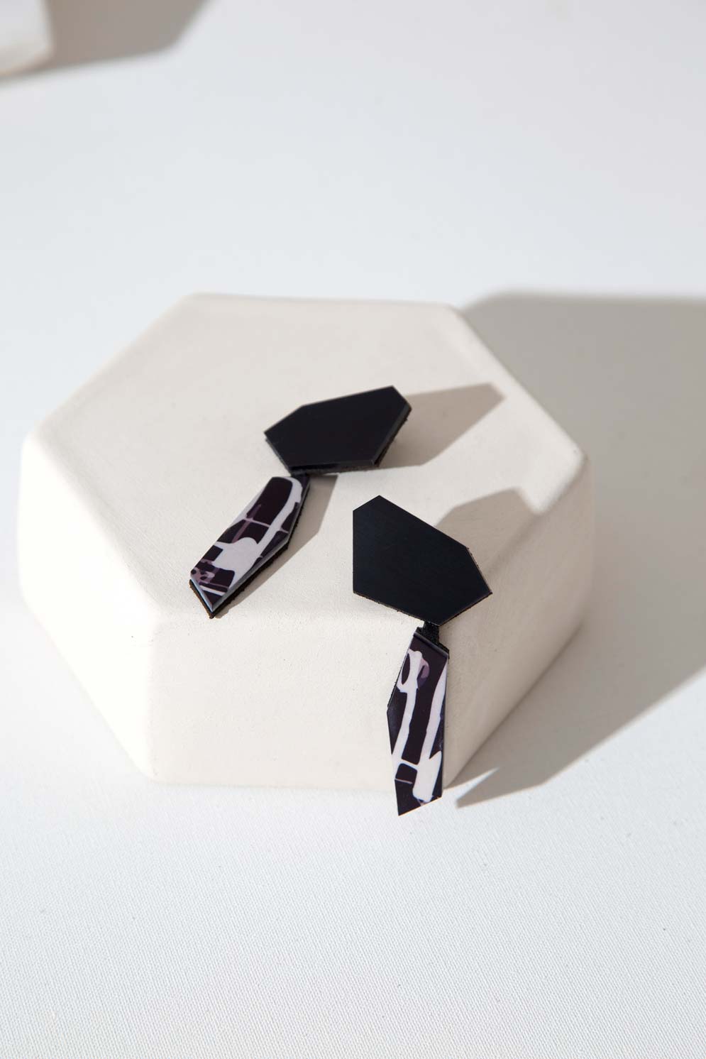 Frame Sketch Drop Earrings