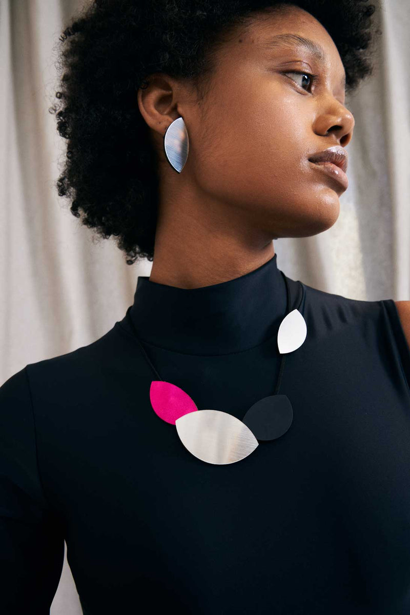 Collar Forest Symphony - Plata+Negro+Fucsia