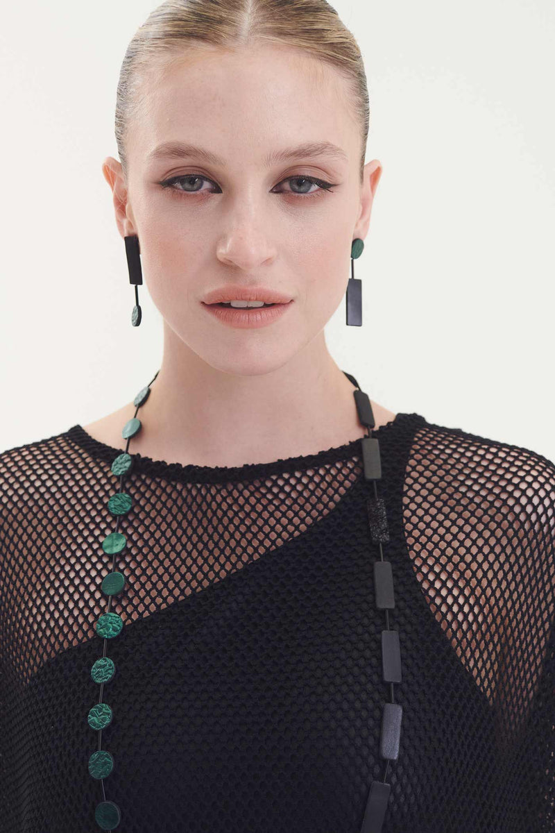 Green Necklace Circle Rectangle - Black+Green