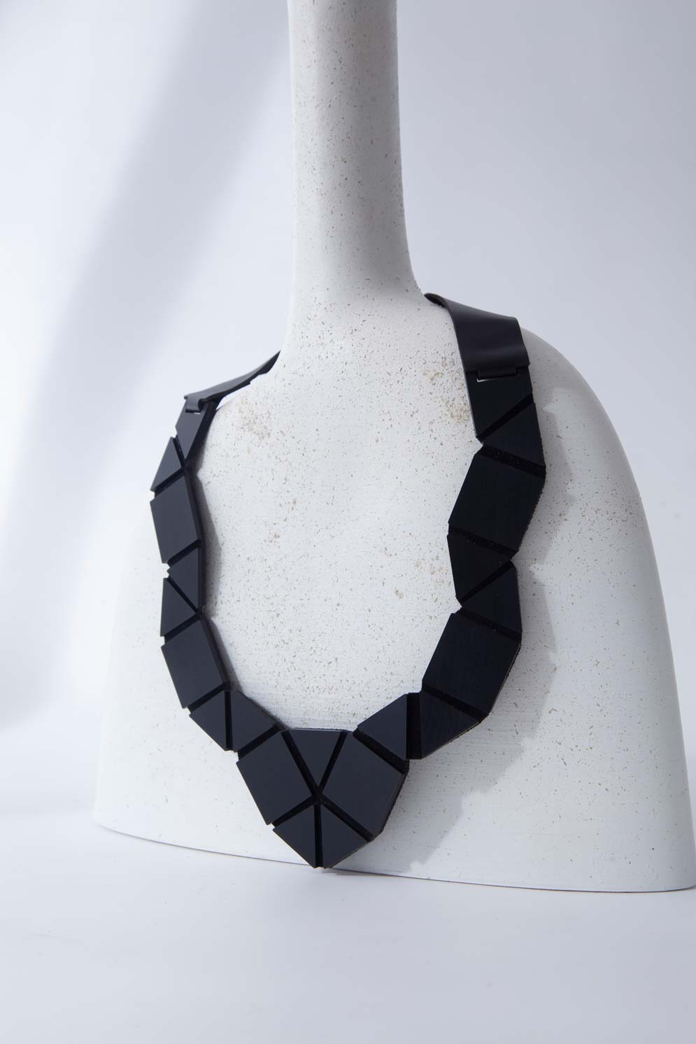 Collar Hannah - Negro