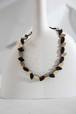 Collier rond Kate Leaves - Noir + Or