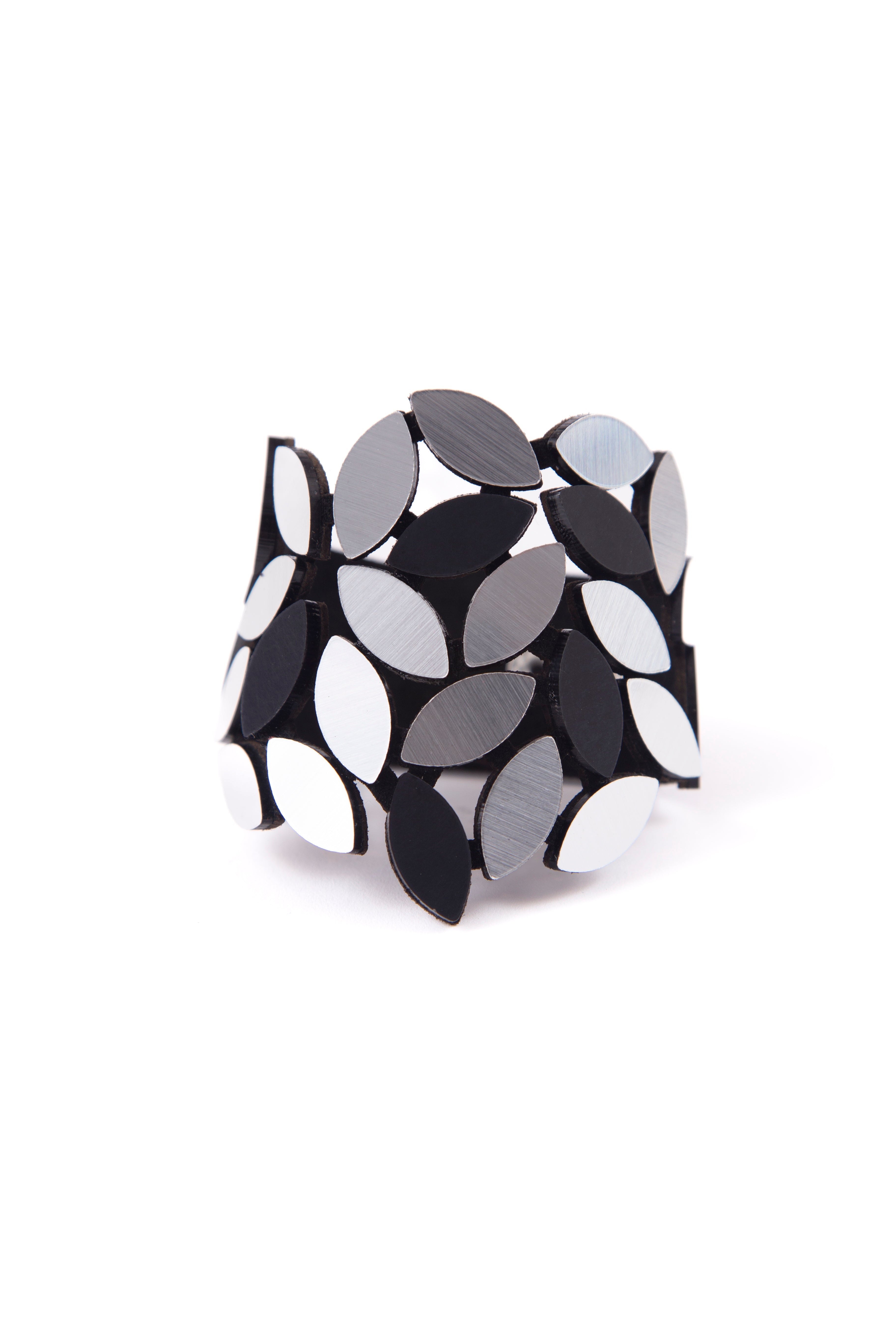 Brazalete Kate Leaves - Plata/Negro 