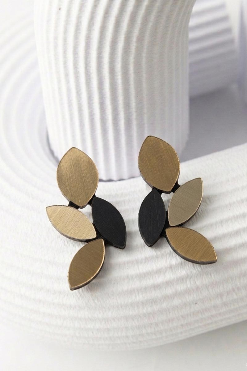 Kate Leaves medium clip-on earrings in black and gold acrylic, nature-inspired jewelry by Iskin Sisters