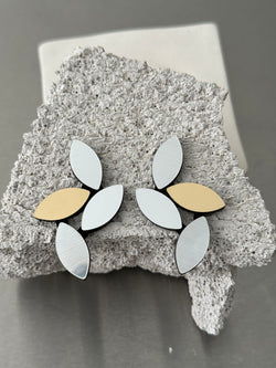 Kate Leaves Earrings Medium - Silver+Gold