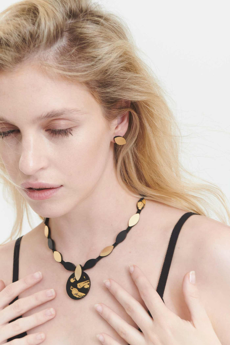 Collier Médaillon Kate Leaves - Noir+Or