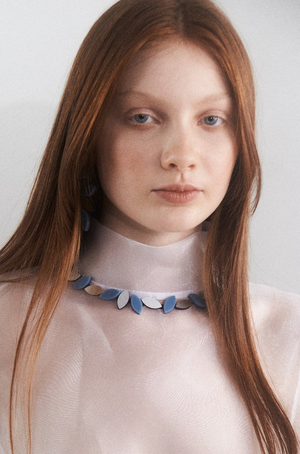 Collier Rond Kate Leaves - Argent + Bleu Clair
