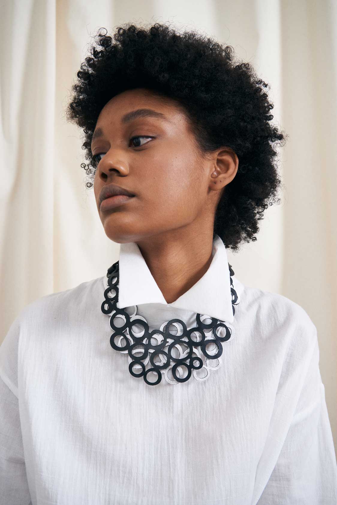 Collar Lightplay - Negro