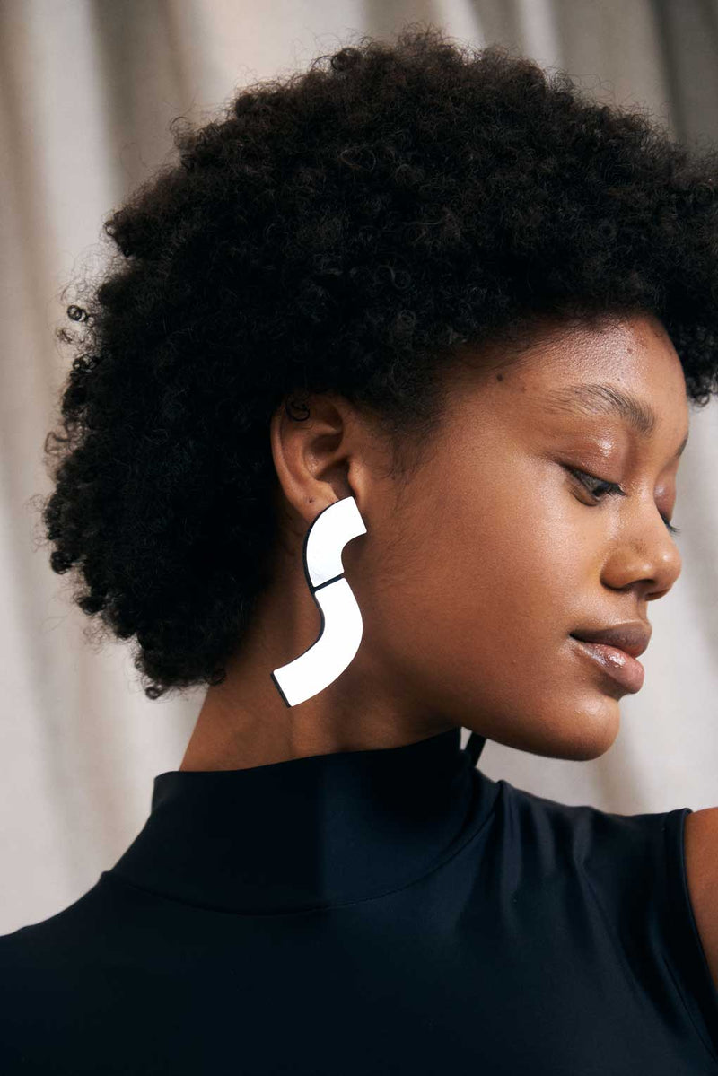 Mies Earrings - Wave