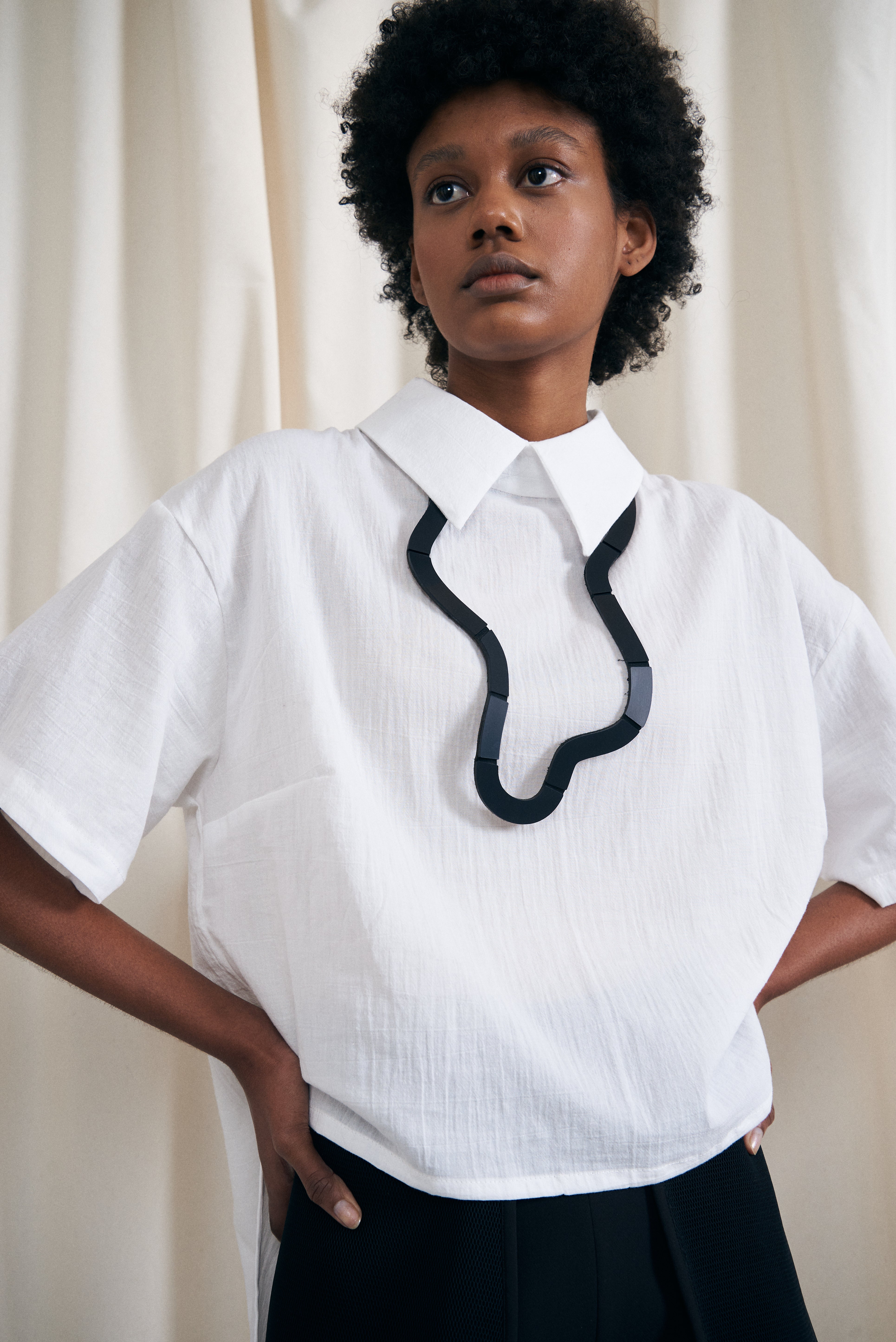 Collar Mies Wave Largo - Negro