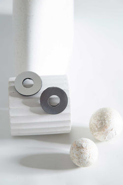 Mies Kreis Ohrringe Ohrstecker - Silber