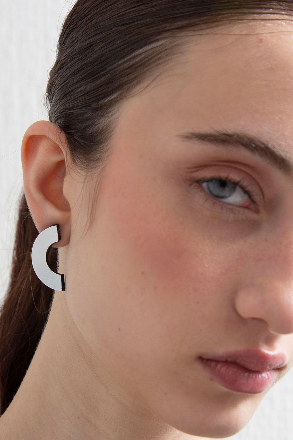 Mies Arc Earrings - Silver
