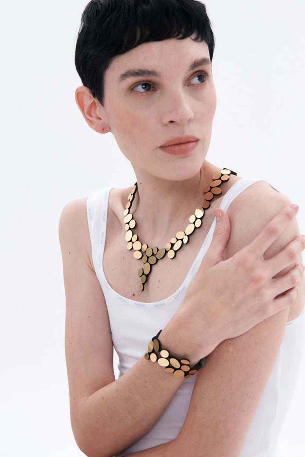 Organic Reflections V Necklace Double Layer - Gold