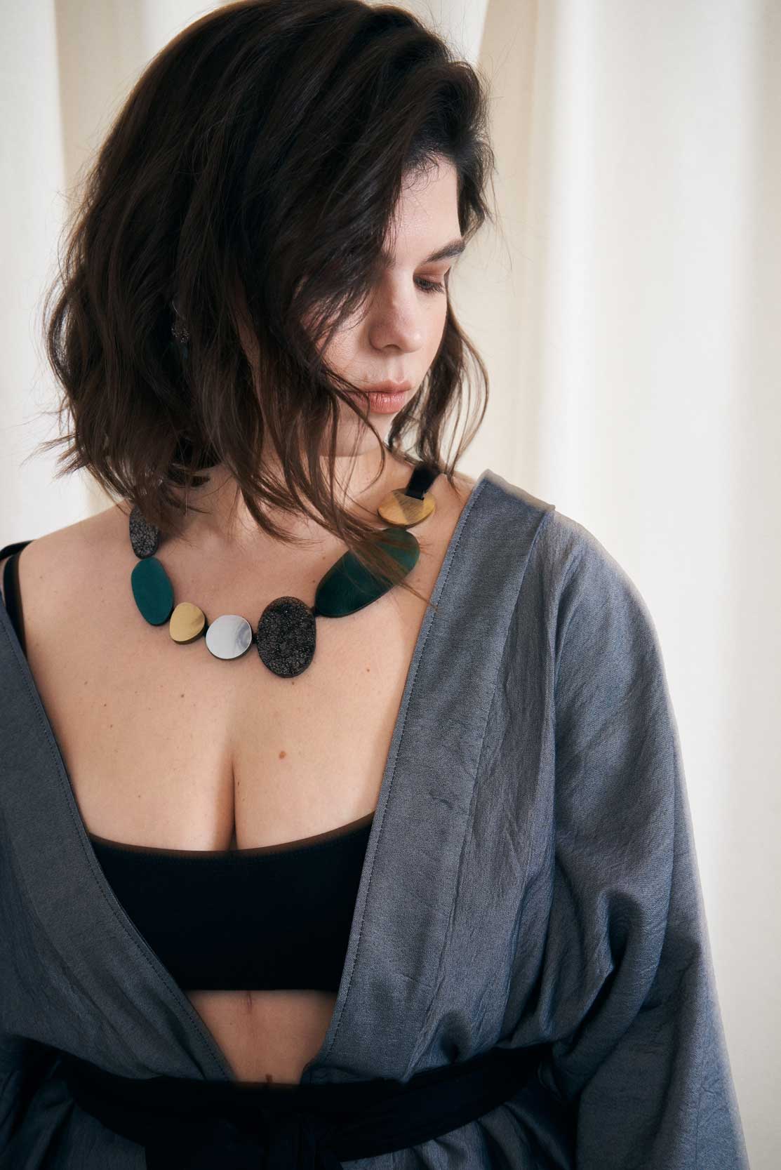 Collar Organic Reflections - Plata/Oro/Peltre/Verde