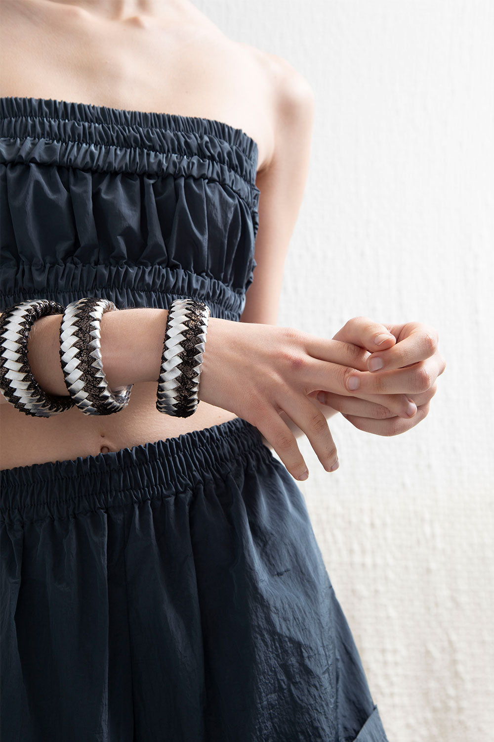 Rainbow Bracelet Woven - Silver/Black
