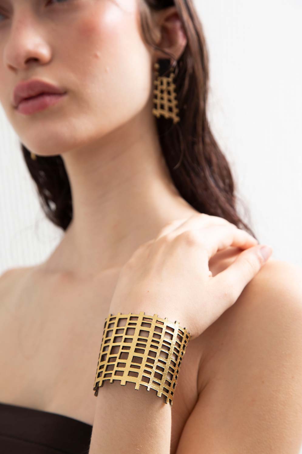 Scarlett Cuff Bracelet - Gold
