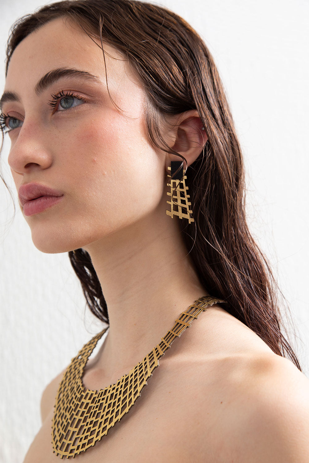 Scarlett Earrings - Black/Gold