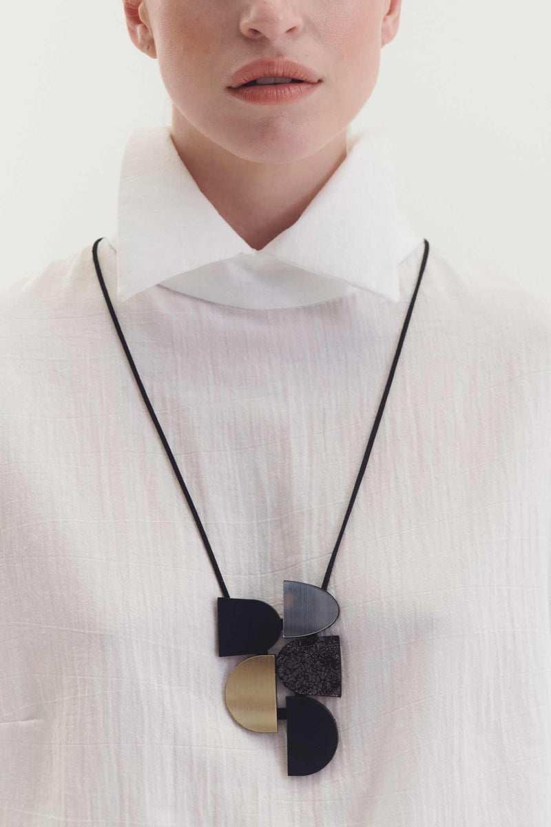 Sophie's Vision Pendant Necklace - Silver+Black+Gold+Pewter
