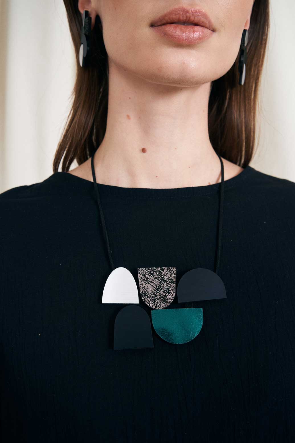 Collier pendentif Vision de Sophie horizontal - Argent+Étain+Noir+Vert