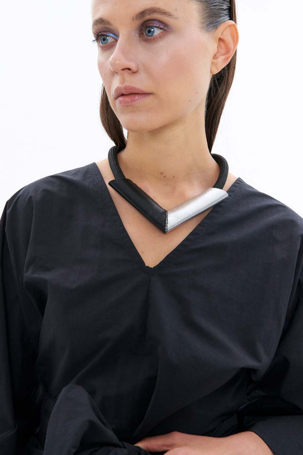 Collier Tube V - Argent + Noir