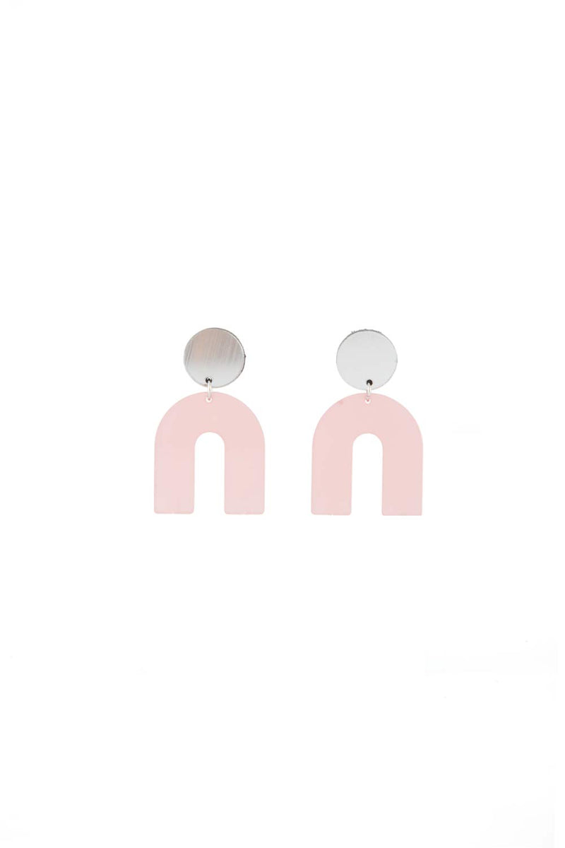 Audrey Arch Short Earrings