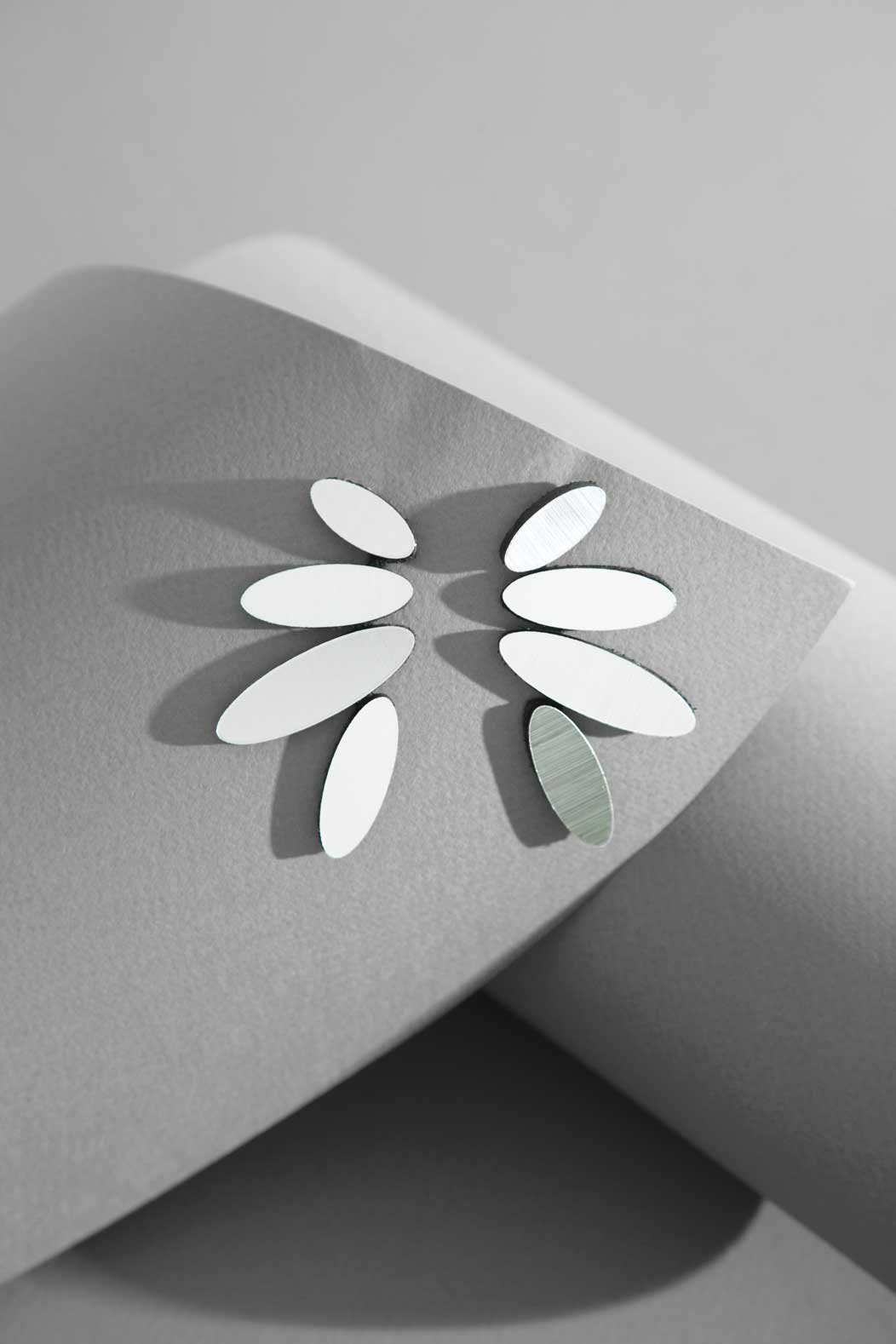 Colors Petals Large Earrings - Silver