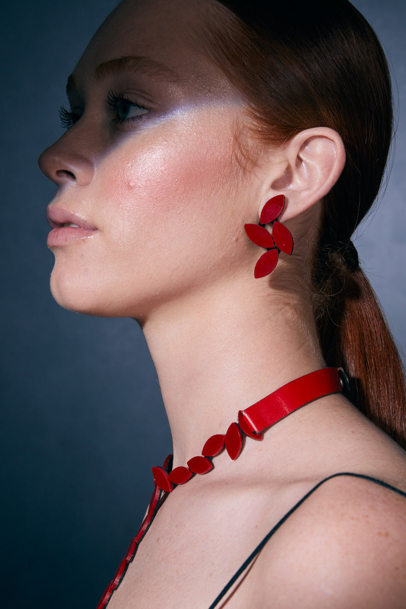 Kate Leaves Earrings Medium - Red *
